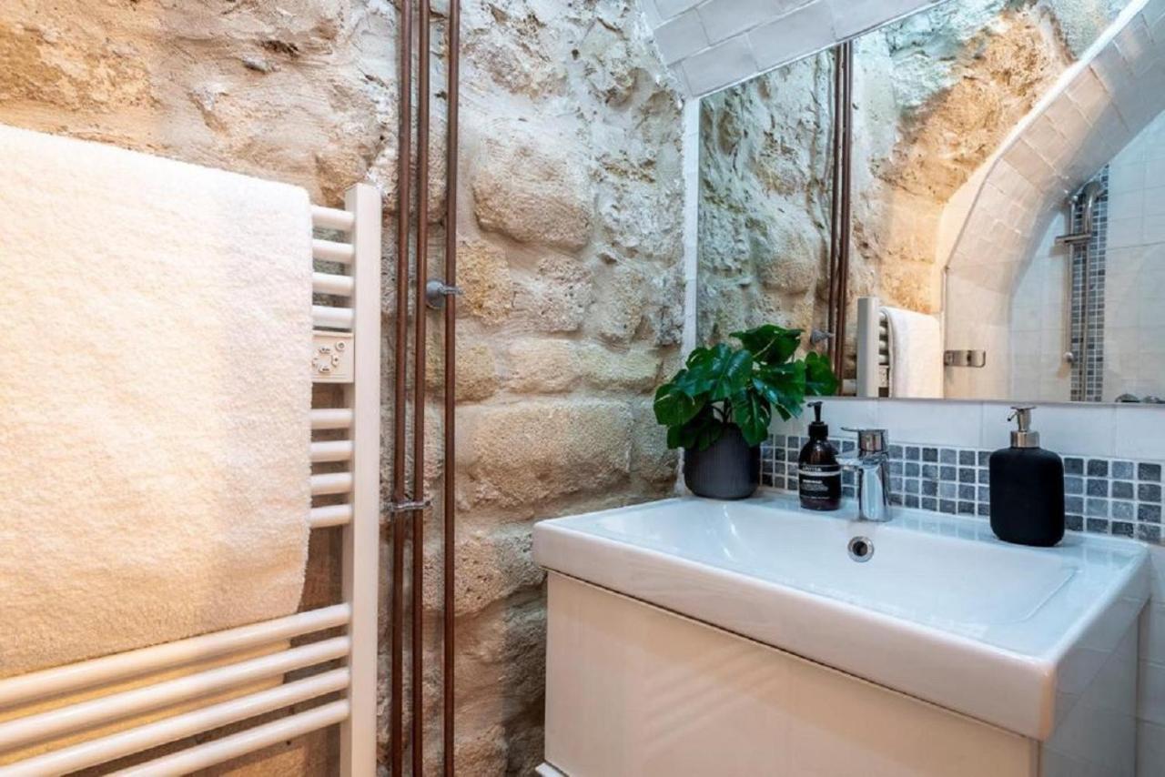 153 - Urban Pretty Flat In Center Of Parisアパートメント エクステリア 写真